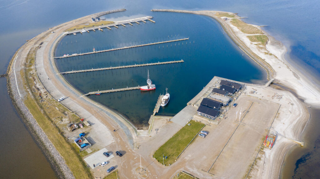 Kyst, havne, broer og anlæg